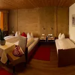 Готель Menthof 3*