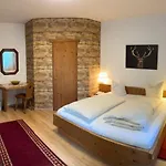 Готель Menthof 3*