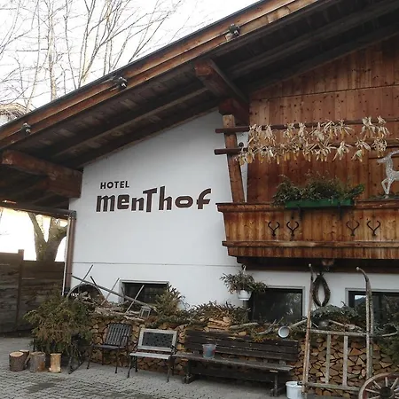 Menthof Hotel 3*